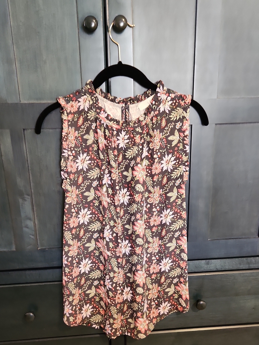 LOFT Floral Mock Neck Sleeveless Camisole in Black with Pink Blooms